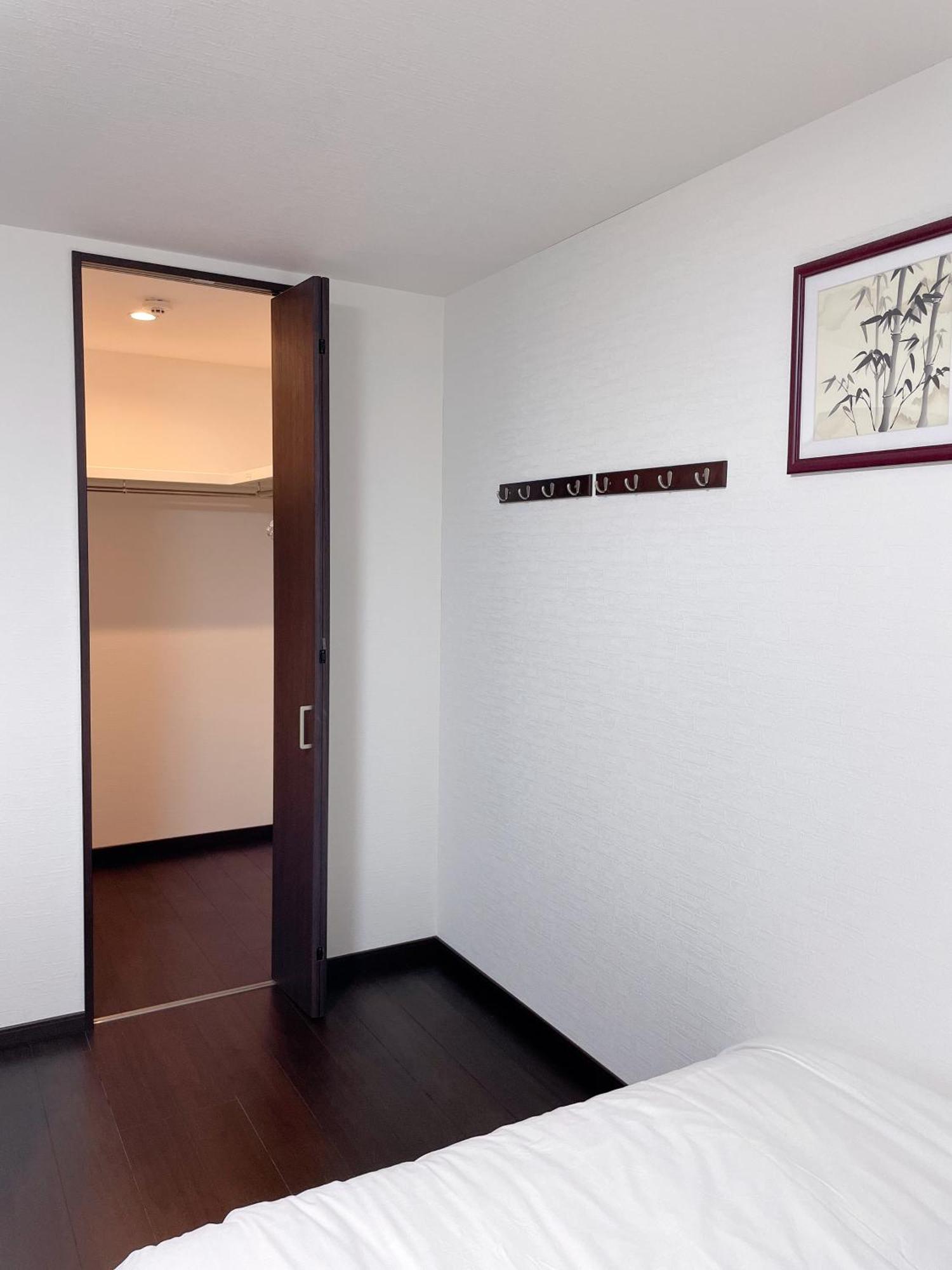 Villa Westhouse A 天下茶屋店 Osaka Exterior foto